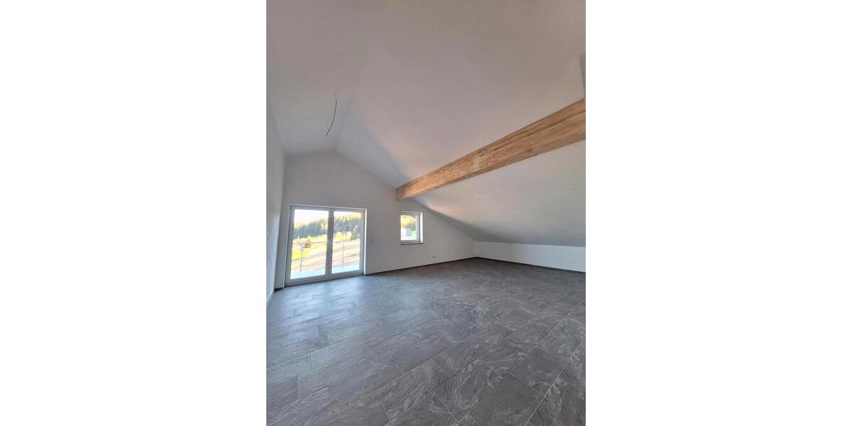 Erdgeschoßwohnung Teisnach - 2 Zimmer, 76 m&sup2;, 736&euro; | Angebot:26340115