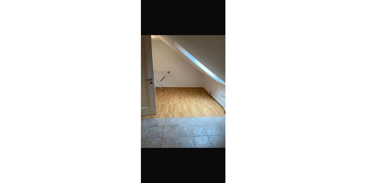 Dachgeschoßwohnung Schramberg - 1 Zimmer, 670&euro; | Angebot:23610462