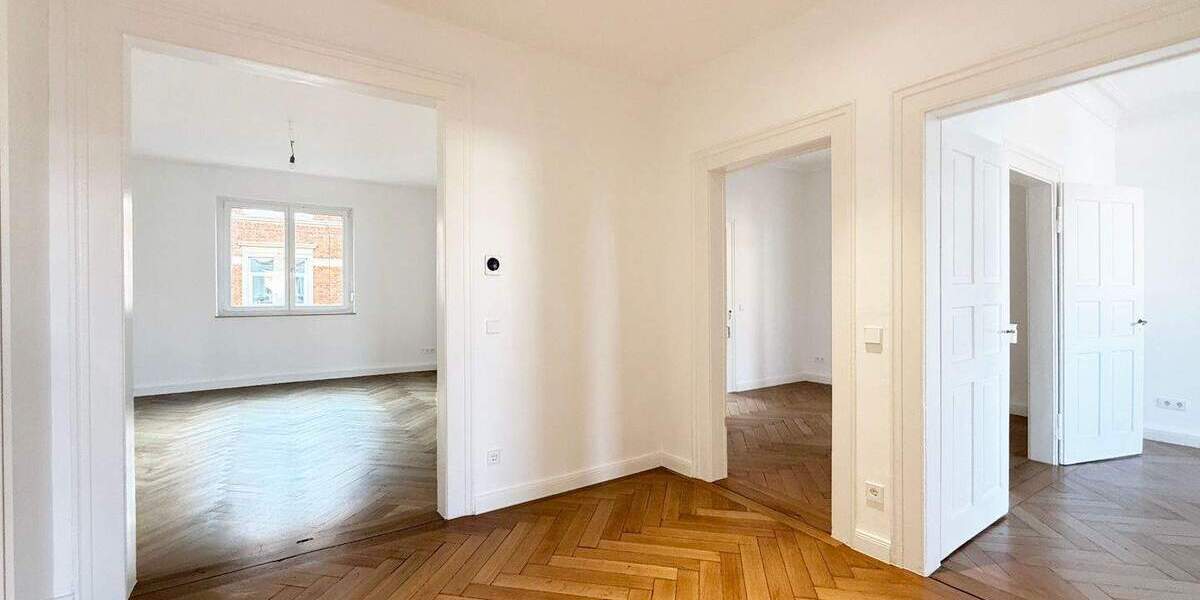 Etagenwohnung Stuttgart West - 5 Zimmer, 140 m&sup2;, 2.450&euro; | Angebot:25073679