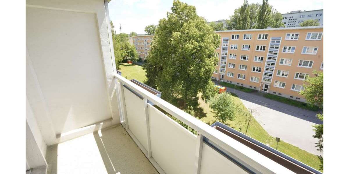 Etagenwohnung Chemnitz Adelsberg - 5 Zimmer, 106 m&sup2;, 679&euro; | Angebot:26979873