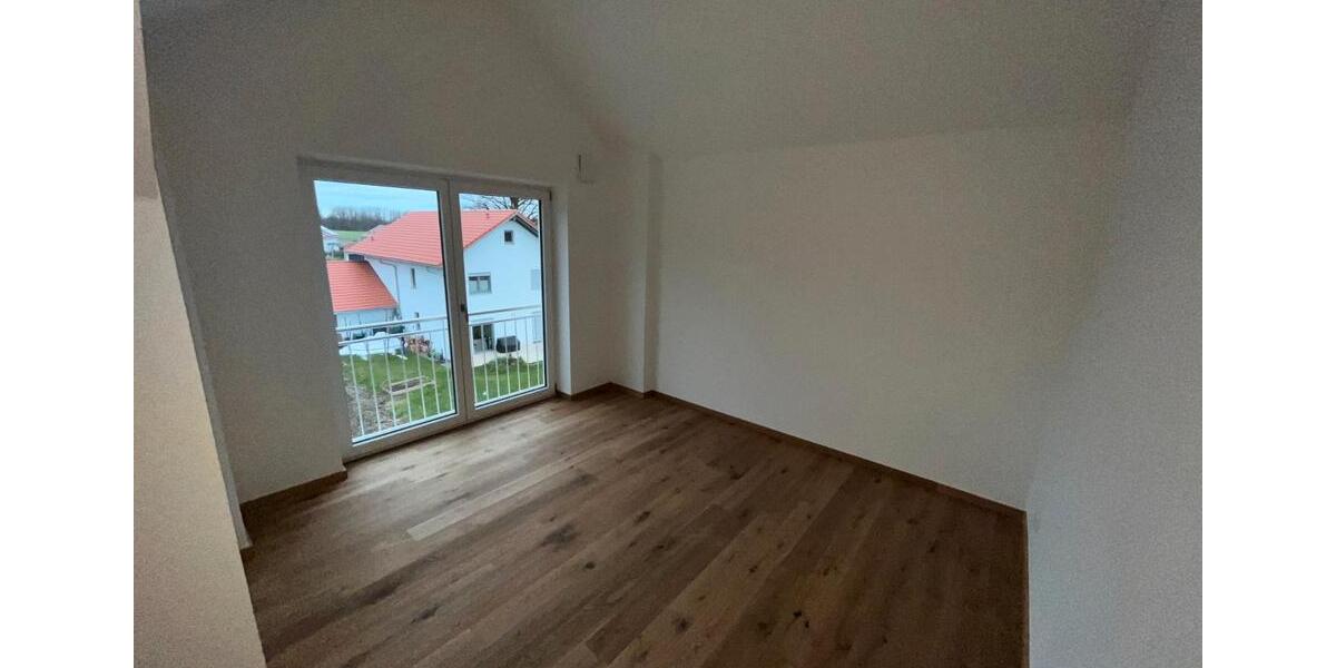 Etagenwohnung Töging am Inn - 2 Zimmer, 86 m&sup2;, 950&euro; | Angebot:26586923