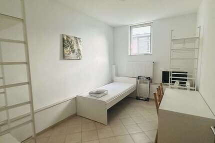 Wohnung Stuttgart Vaihingen - 1 Zimmer, 17 m&sup2;, 435&euro; | Angebot:27665932