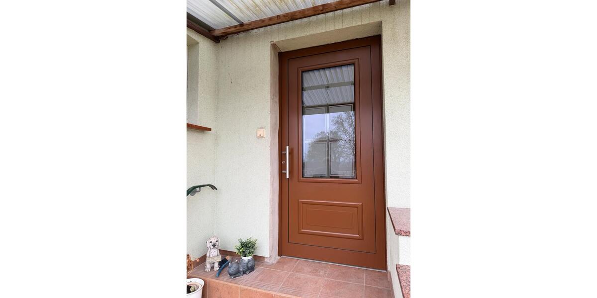 Einfamilienhaus Elsterwerda - 3 Zimmer, 90 m&sup2;, 1.500&euro; | Angebot:25285363