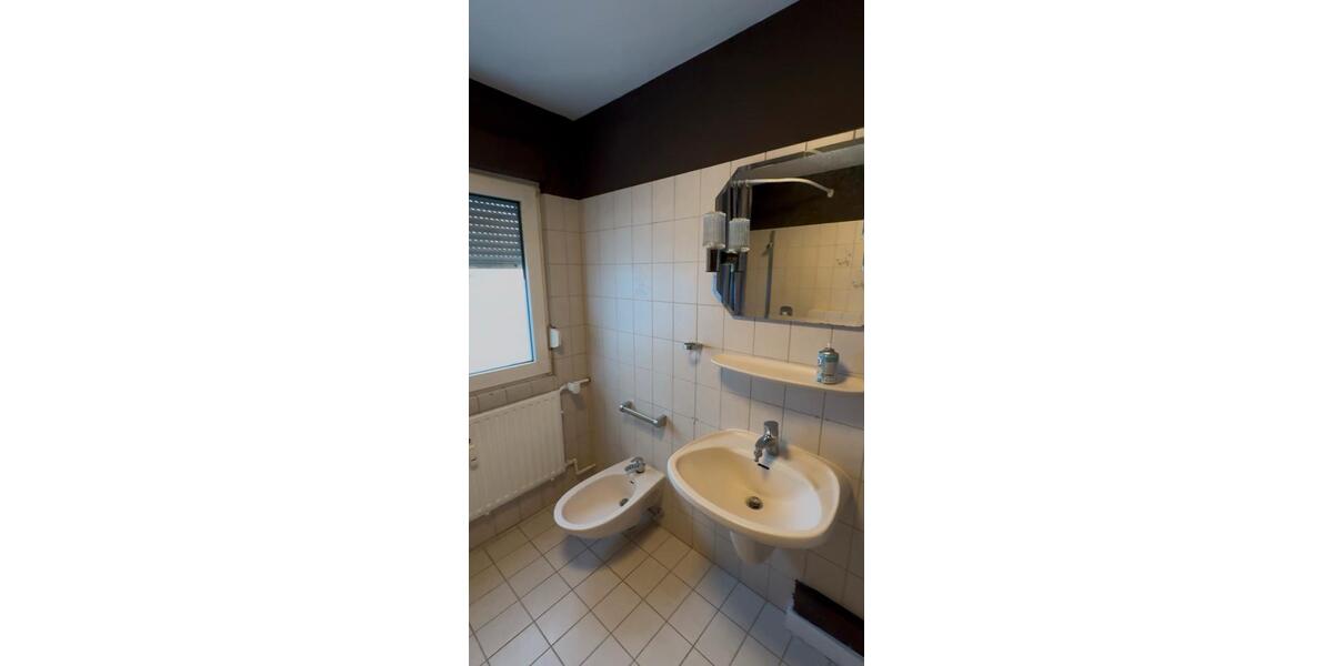 Etagenwohnung Köln Chorweiler - 4 Zimmer, 104 m&sup2;, 1.400&euro; | Angebot:26038744