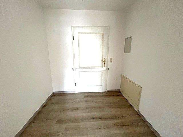Etagenwohnung Birkenfeld - 4 Zimmer, 110 m&sup2;, 1.100&euro; | Angebot:25668671