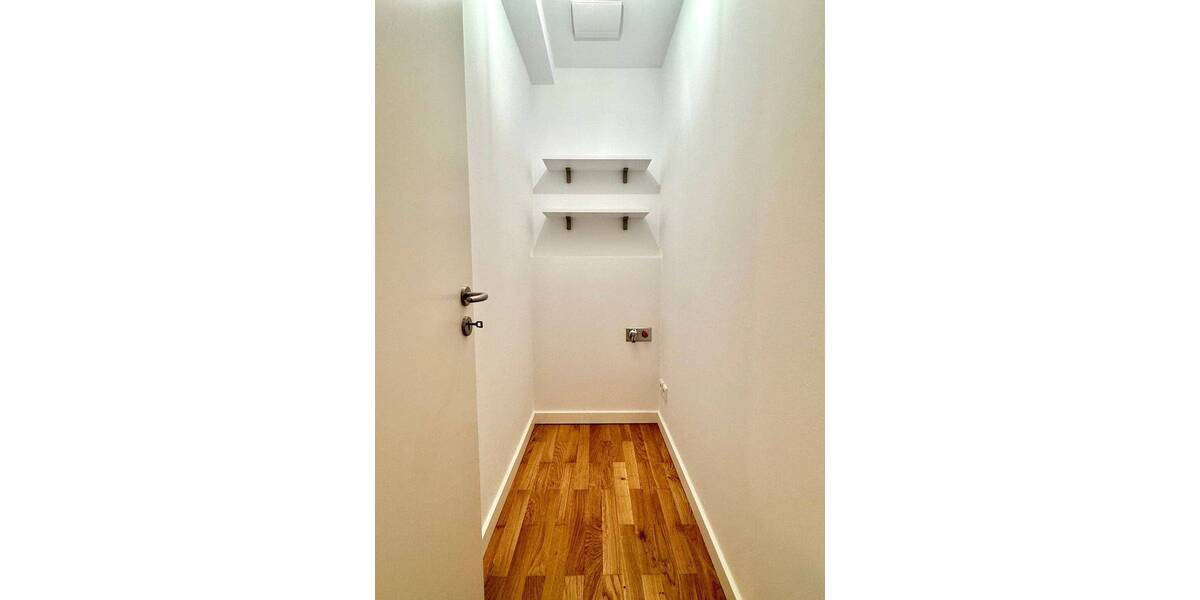 Etagenwohnung Berlin Charlottenburg - 3 Zimmer, 96 m&sup2;, 1.995&euro; | Angebot:26629299