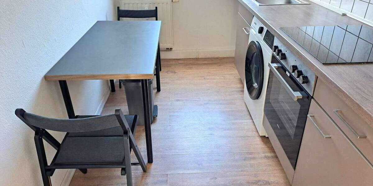 Komplett neu möblierte 2 Zimmer Wohnung mit Balkon. Flexibel ab 6 Monate zu vermieten! - Appartement Sachsen-Anhalt - Annaburg Annaburg | Angebot:25984847