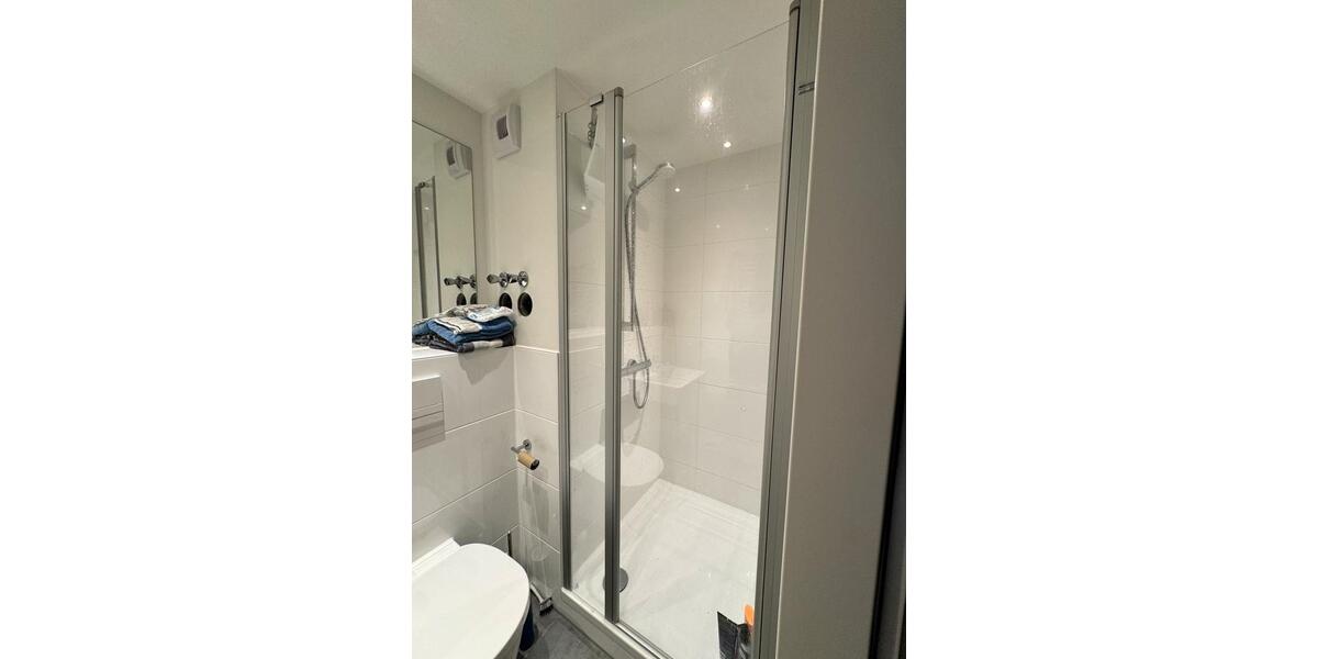 Wohnung Berlin (Dezember-März frei) mit kostenlosem Parkplatz 1 zimmer