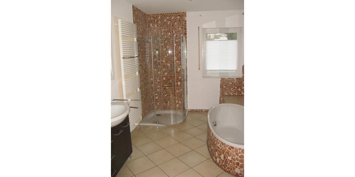 Maisonettenwohnung Ortenberg - 6 Zimmer, 199 m&sup2;, 1.590&euro; | Angebot:24833089