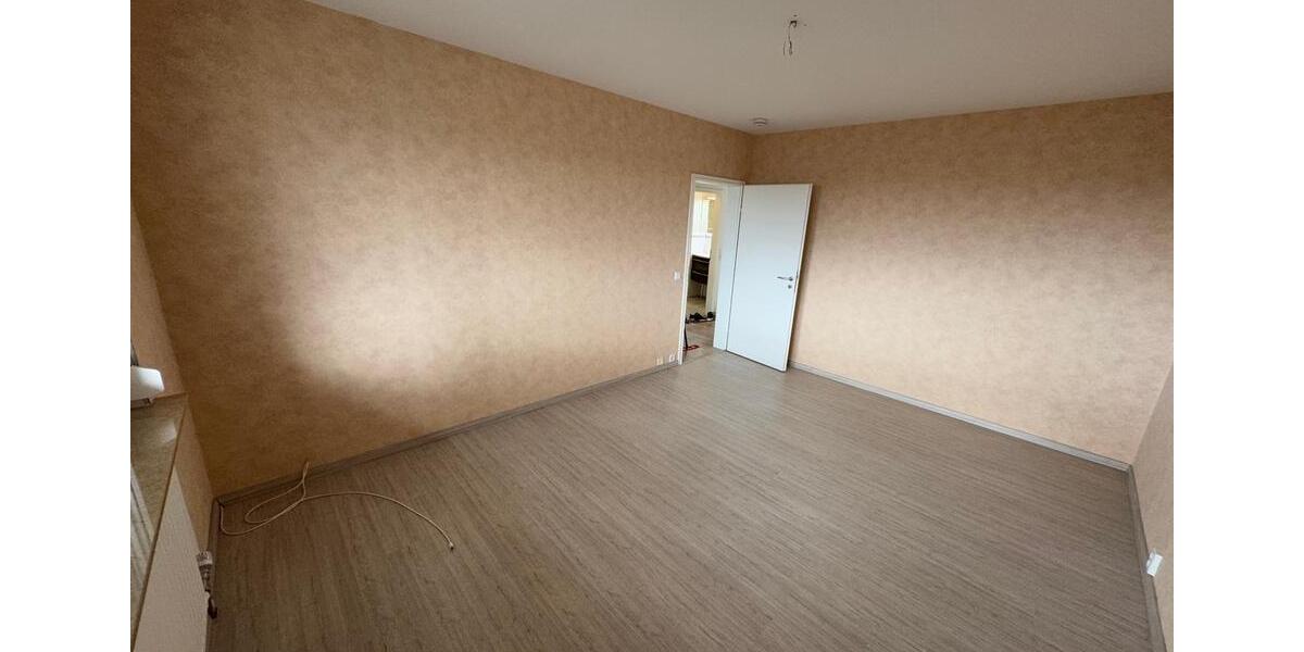 Etagenwohnung Kassel Niederzwehren - 4 Zimmer, 87 m&sup2;, 1.040&euro; | Angebot:26224481