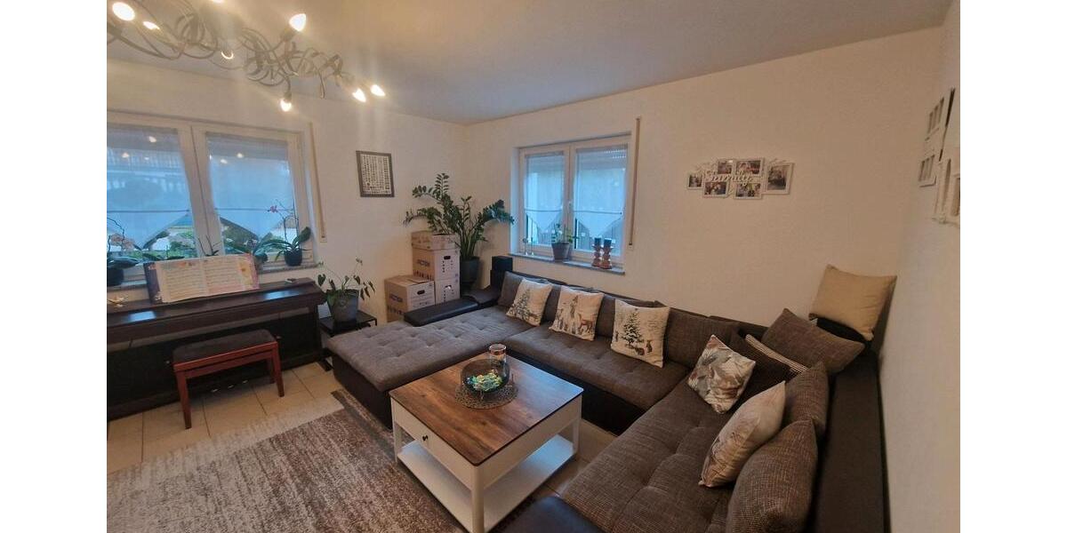Etagenwohnung Hadamar - 3 Zimmer, 85 m&sup2;, 1.100&euro; | Angebot:24806181