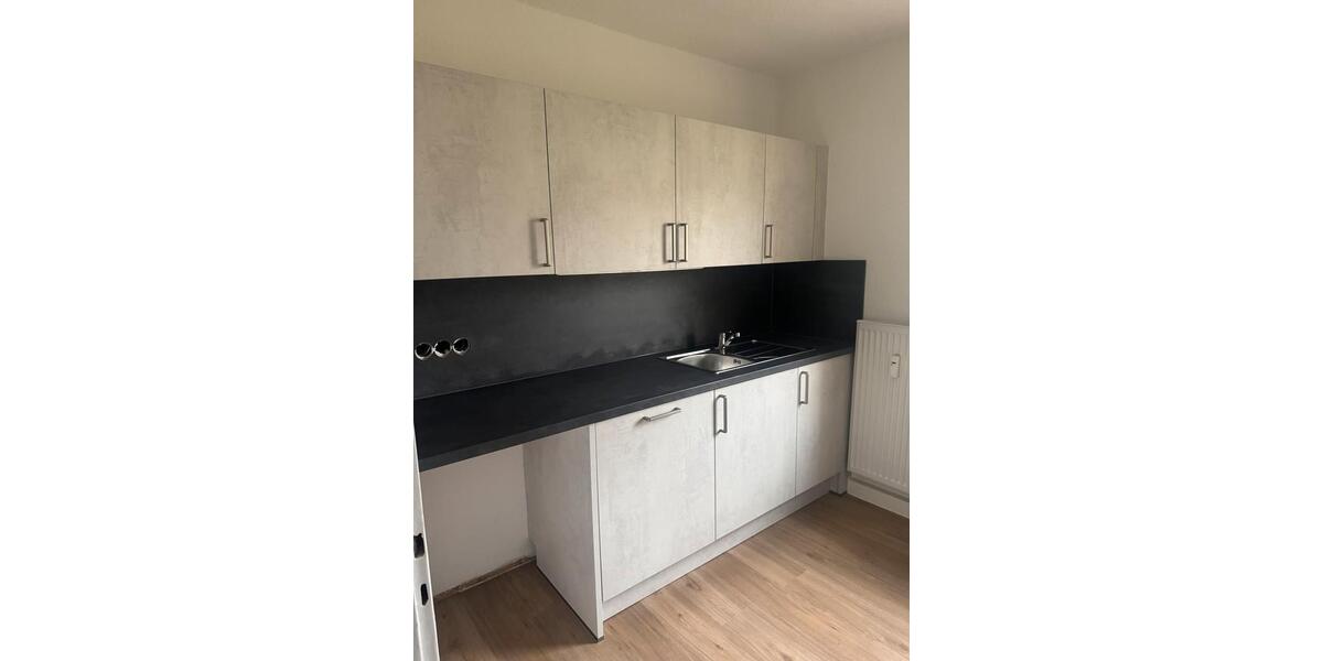 Erdgeschoßwohnung Apolda - 3 Zimmer, 65 m&sup2;, 585&euro; | Angebot:25103944