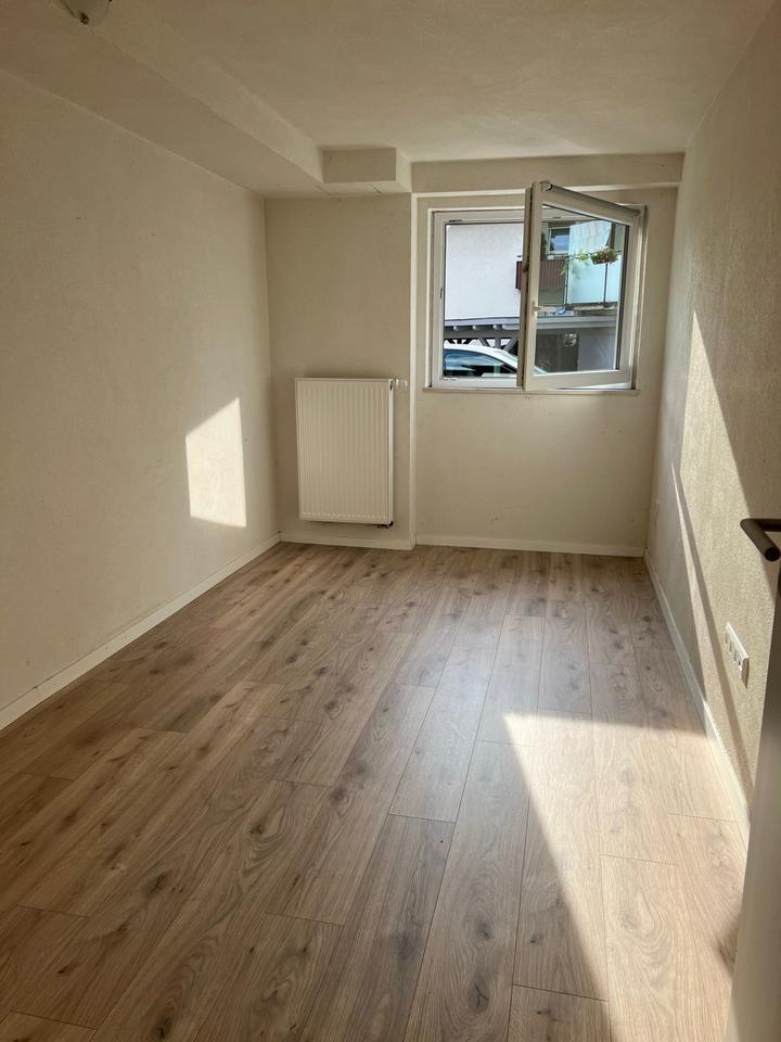 WG Zimmer frei!