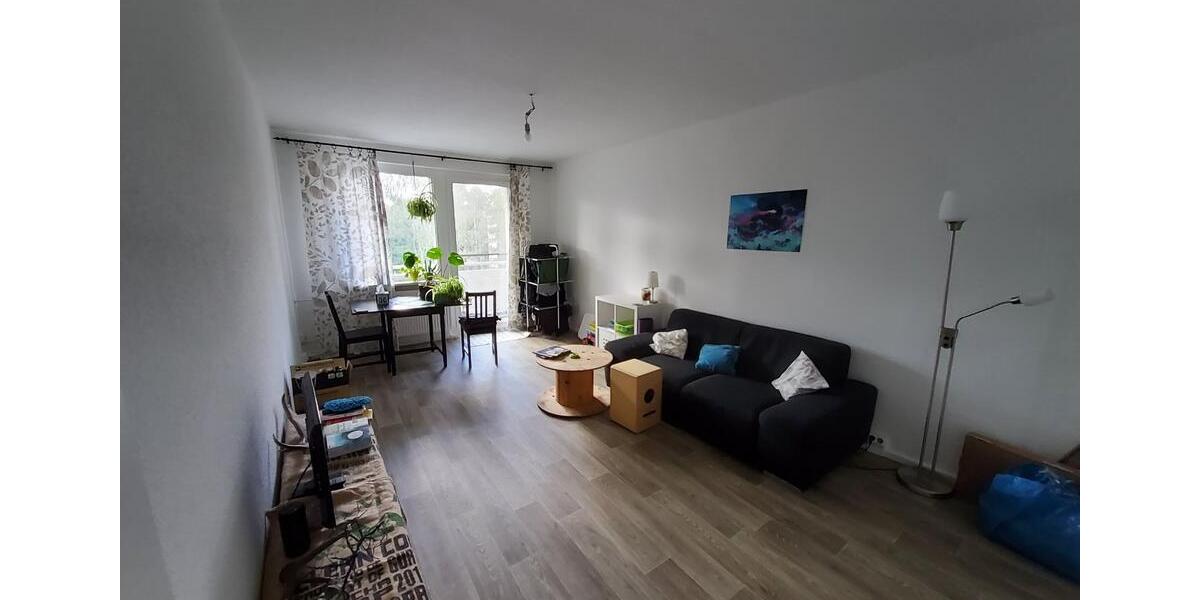 Etagenwohnung Hermsdorf - 3 Zimmer, 60 m&sup2;, 330&euro; | Angebot:25025813