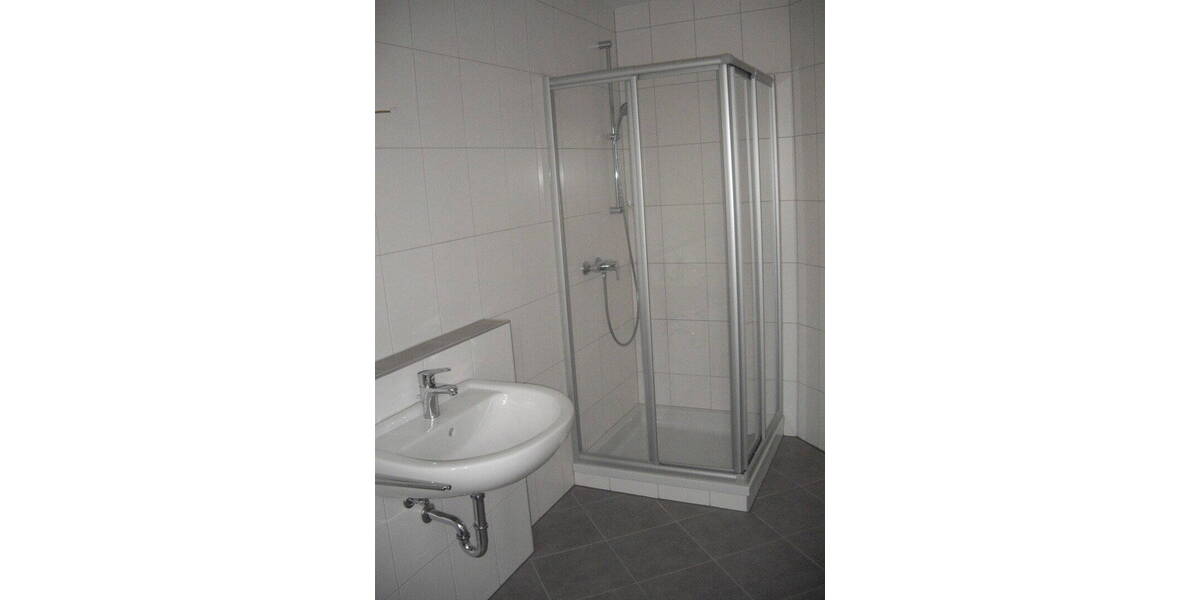 Etagenwohnung Sennfeld Rempertshag - 4 Zimmer, 103 m&sup2;, 1.220&euro; | Angebot:25724195