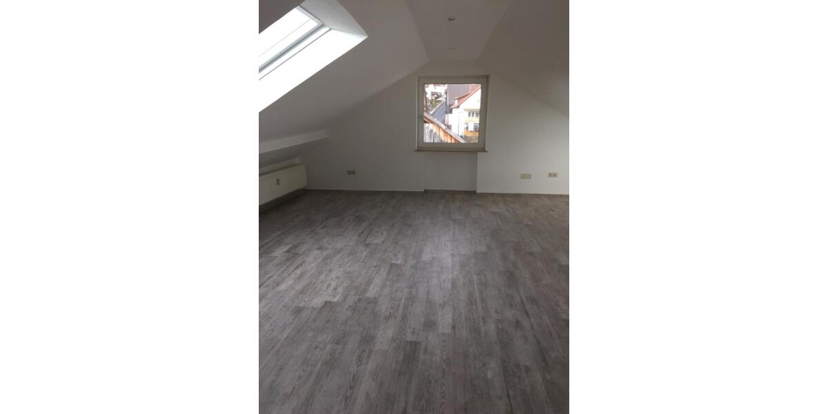 Dachgeschoßwohnung Bad Bocklet - 2 Zimmer, 60 m&sup2;, 460&euro; | Angebot:24781150