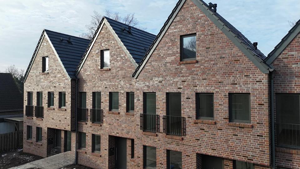 Reihenhaus Edewecht - 6 Zimmer, 137 m&sup2;, 1.920&euro; | Angebot:24991473