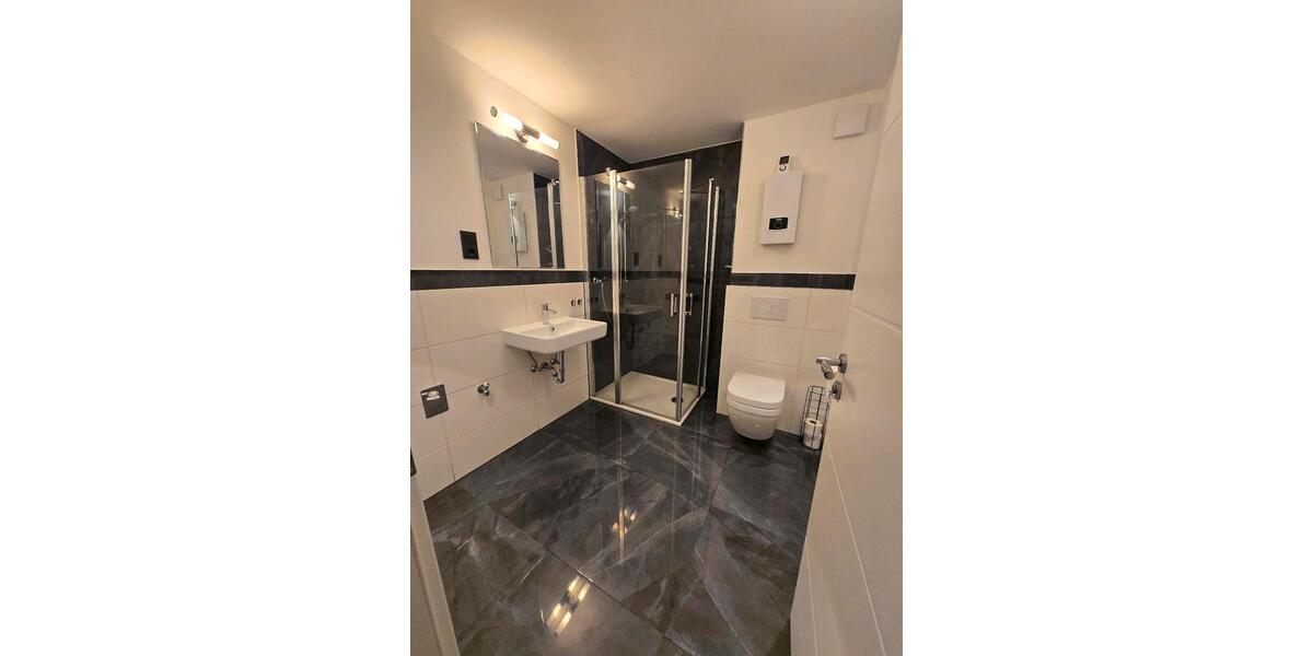 Dachgeschoßwohnung Püttlingen - 2.5 Zimmer, 62 m&sup2;, 780&euro; | Angebot:26050558