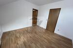 Dachgeschoßwohnung Weida - 4.5 Zimmer, 99 m&sup2;, 495&euro; | Angebot:22310211