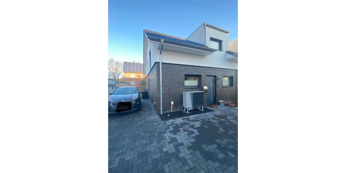 Niedrig Energie, Wohnhaus, Neubau zur Miete in Sehnde 4 zimmer