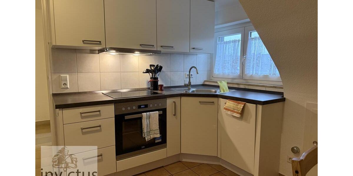Dachgeschoßwohnung Stuttgart Luginsland - 2.5 Zimmer, 55 m&sup2;, 980&euro; | Angebot:26129769