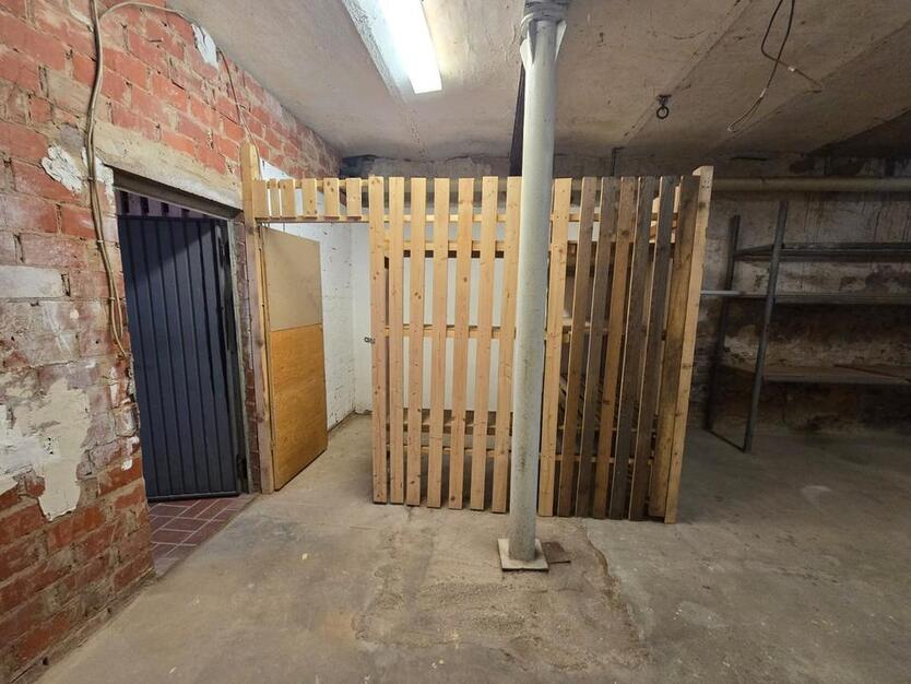 Anmietung Aschaffenburg Abstellraum Lagerhalle Lagerfläche Miete