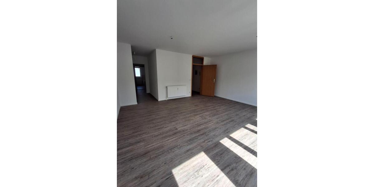 Etagenwohnung Reichenbach/Oberlausitz Oberlausitz - 4 Zimmer, 117 m&sup2;, 877&euro; | Angebot:26489157