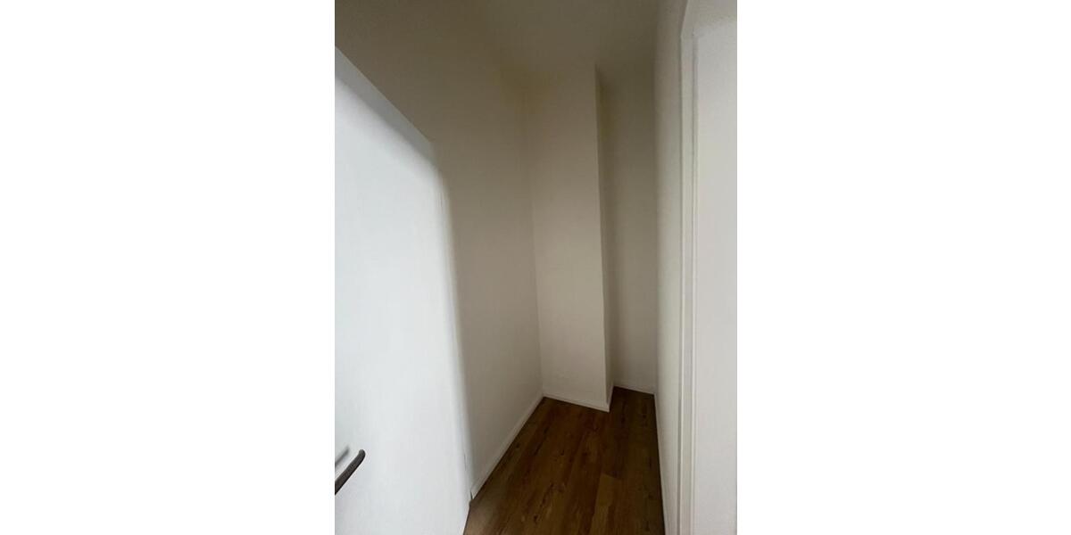 Erdgeschoßwohnung Waren (Müritz) - 1 Zimmer, 35 m&sup2;, 398&euro; | Angebot:25787021