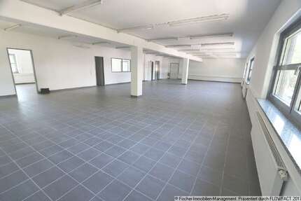 Büro in Hamburg 3.057,38 € 244.59 m²