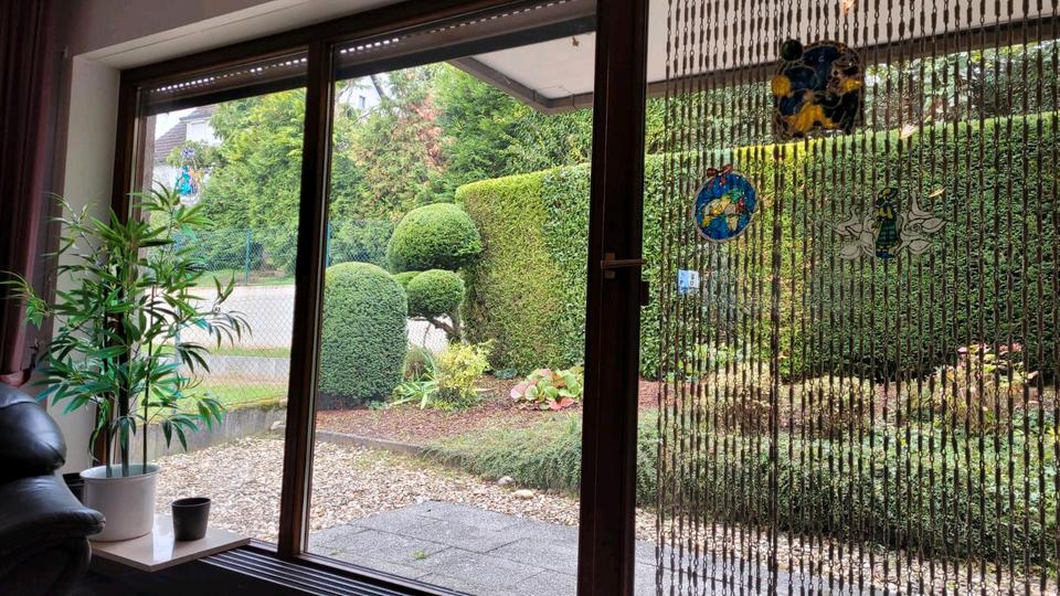 Attraktive 2-Zimmer Wohnung mit neuem Boden, Terrasse und Garage 2 zimmer