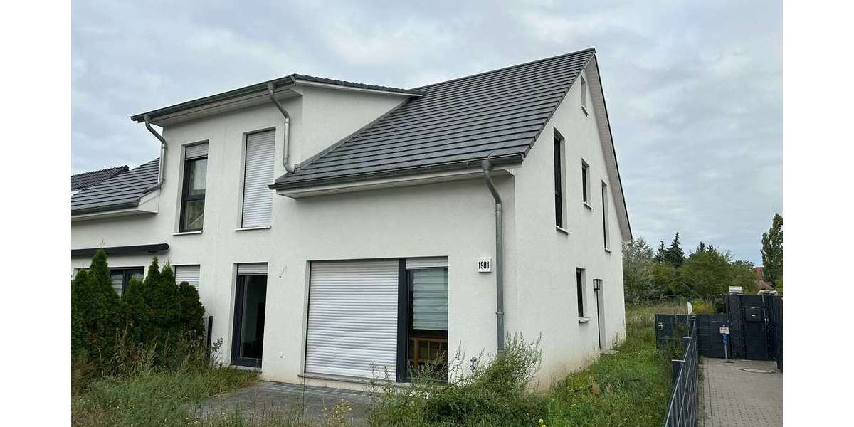 Einfamilienhaus Berlin Spandau - 9 Zimmer, 124 m&sup2;, 2.475&euro; | Angebot:24526837