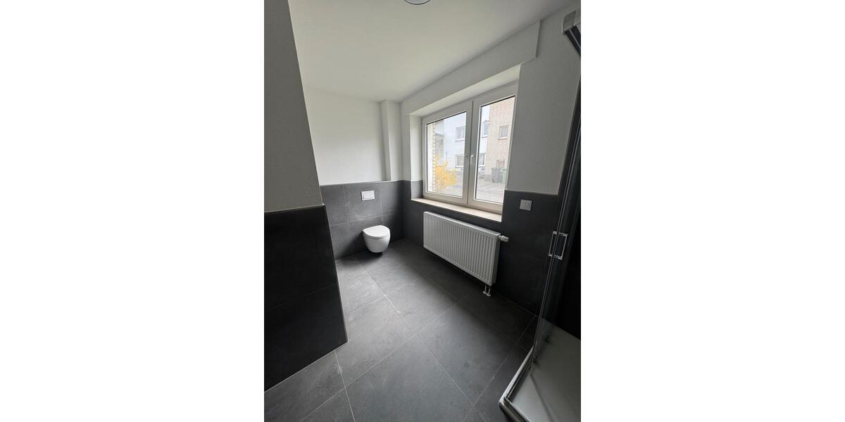 Erdgeschoßwohnung Löhne - 3 Zimmer, 85 m&sup2;, 900&euro; | Angebot:26337681