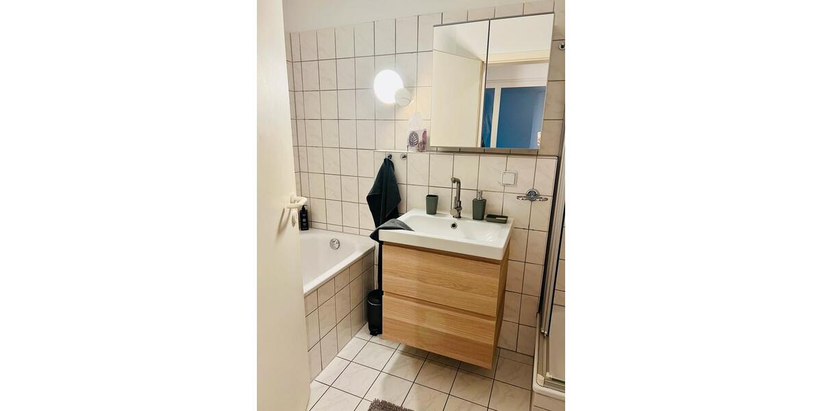 Etagenwohnung Rostock Gehlsdorf - 2 Zimmer, 62 m&sup2;, 1.300&euro; | Angebot:24438891