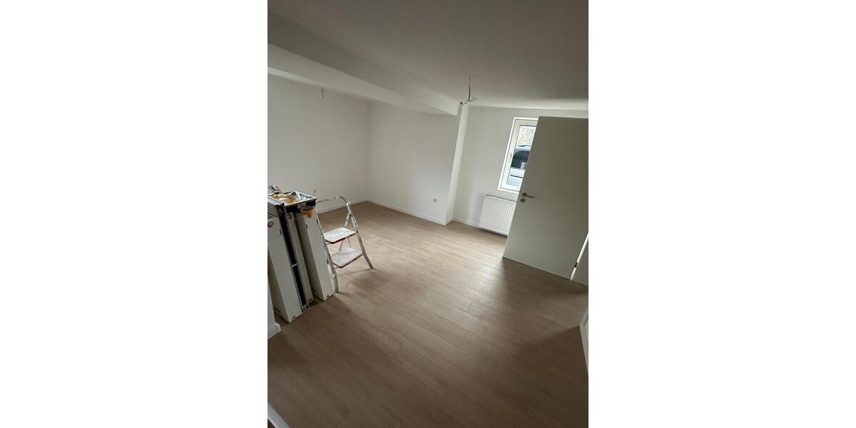 Erdgeschoßwohnung Kreuztal - 2.5 Zimmer, 80 m&sup2;, 800&euro; | Angebot:24327647