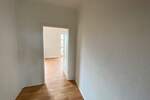 Etagenwohnung Suhl Neundorf - 4 Zimmer, 64 m&sup2;, 400&euro; | Angebot:25268282