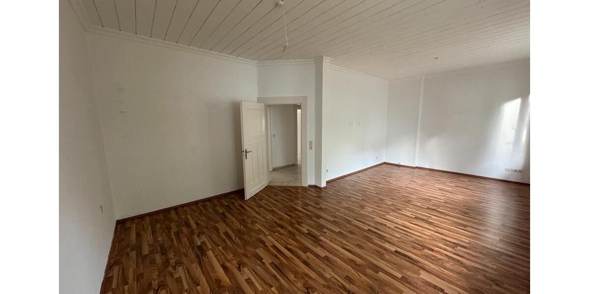 Erdgeschoßwohnung Bad Oeynhausen - 3 Zimmer, 950&euro; | Angebot:23581069