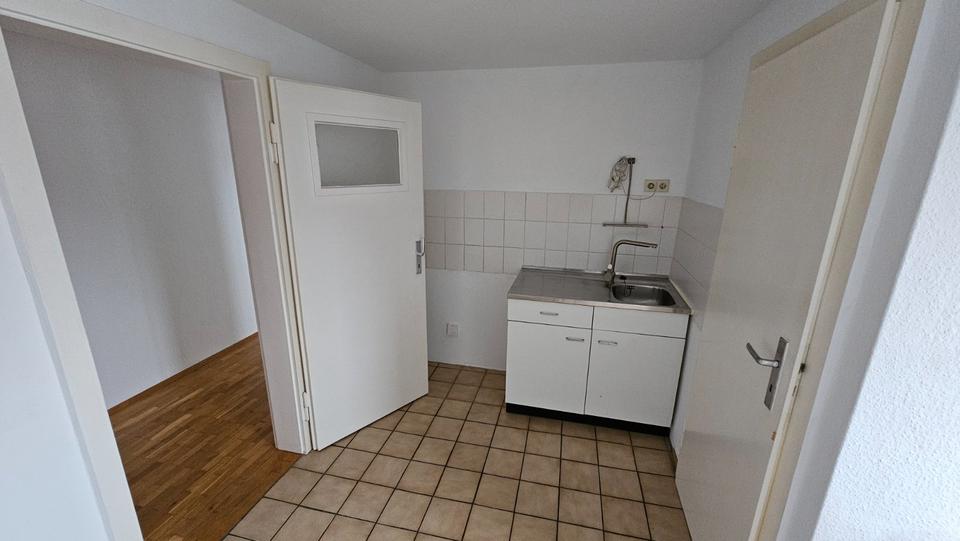 Dachgeschoßwohnung Bad Mergentheim - 3 Zimmer, 81 m&sup2;, 700&euro; | Angebot:23689910