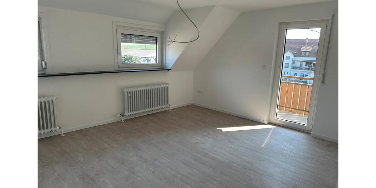 Dachgeschoßwohnung Nordheim - 3 Zimmer, 65 m&sup2;, 800&euro; | Angebot:25809991