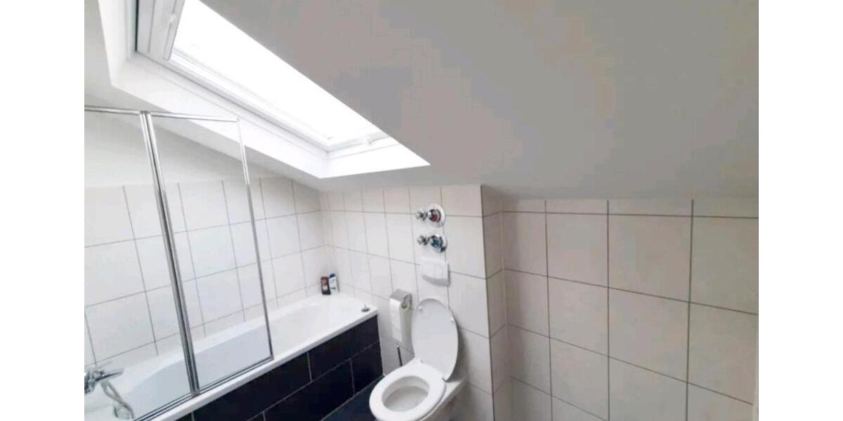 Dachgeschoßwohnung Albstadt Gemarkung Onstmettingen - 3 Zimmer, 70 m&sup2;, 600&euro; | Angebot:25221345