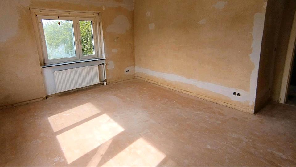 Etagenwohnung Neukirchen - 8 Zimmer, 135 m&sup2;, 1.350&euro; | Angebot:26406482