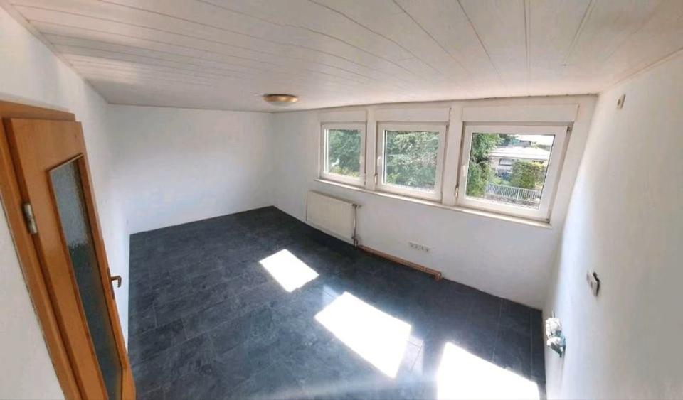 Etagenwohnung Netphen - 3 Zimmer, 99 m&sup2;, 650&euro; | Angebot:26543517