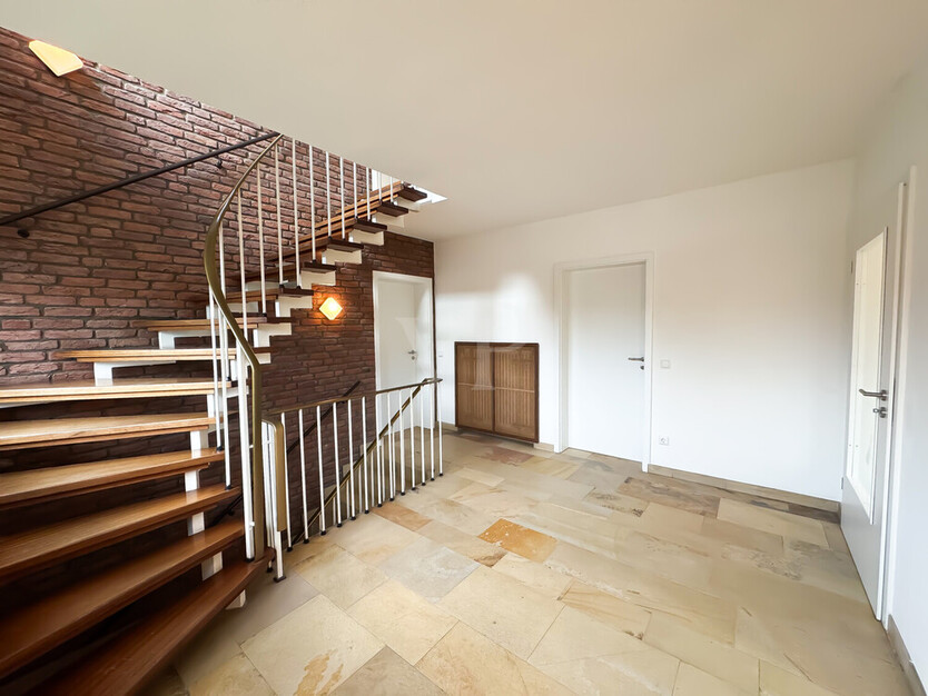 Wohnen mit der ganzen Familie: Großzügiges Haus zur Miete 7 zimmer