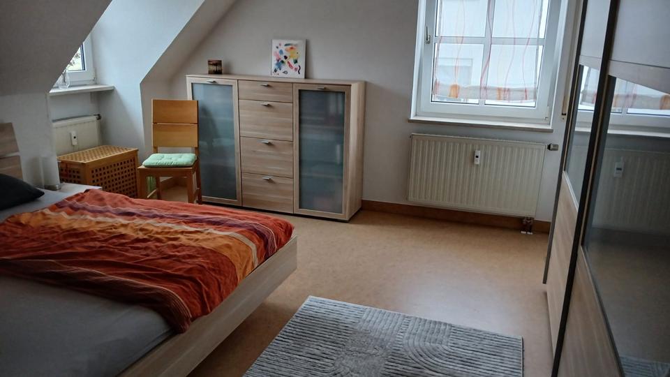 Dachgeschoßwohnung Hollfeld - 4 Zimmer, 98 m&sup2;, 640&euro; | Angebot:26234753