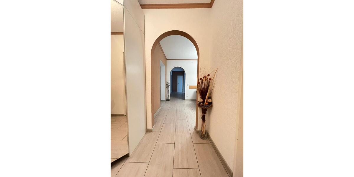 Etagenwohnung Tuttlingen - 4 Zimmer, 115 m&sup2;, 1.080&euro; | Angebot:26612890