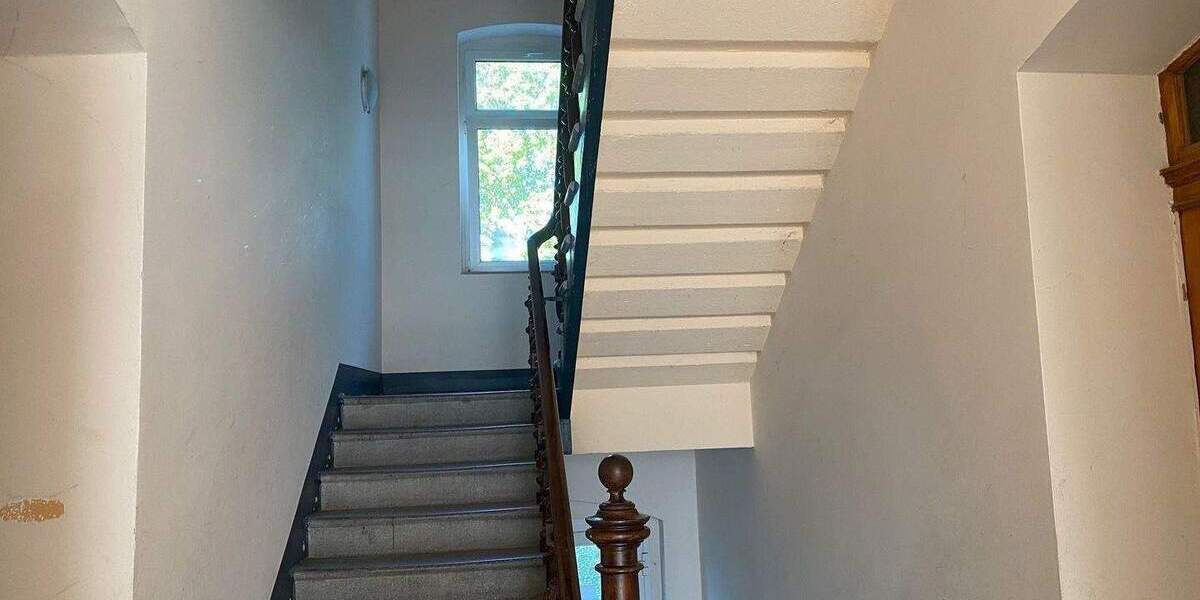 Zimmer Halle (Saale) Damaschkestraße - 3 Zimmer, 94 m&sup2;, 685&euro; | Angebot:26105672