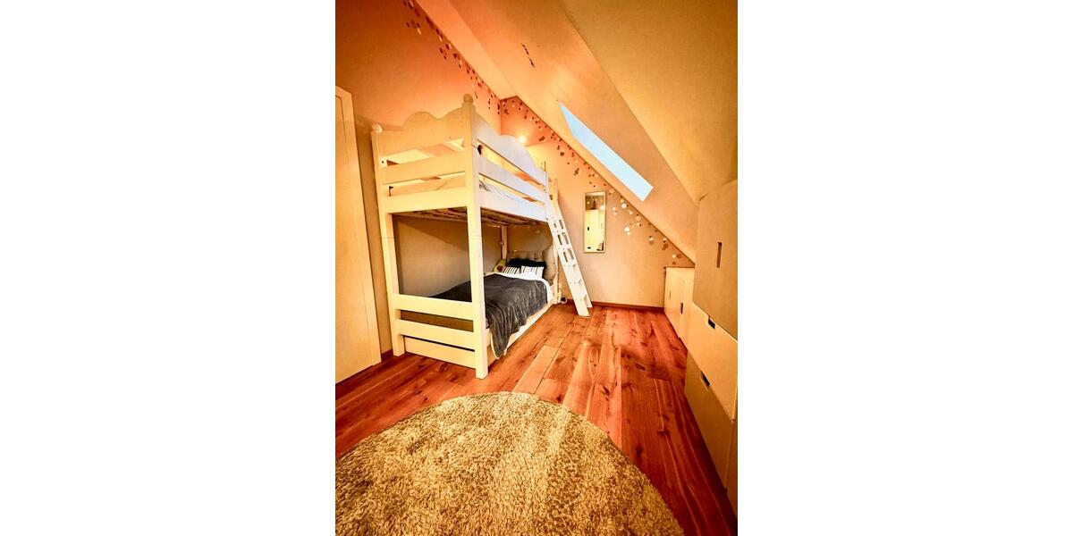 Wohnen auf Zeit Glienicke/Nordbahn Nordbahn - 5 Zimmer, 163 m&sup2;, 2.500&euro; | Angebot:25289481