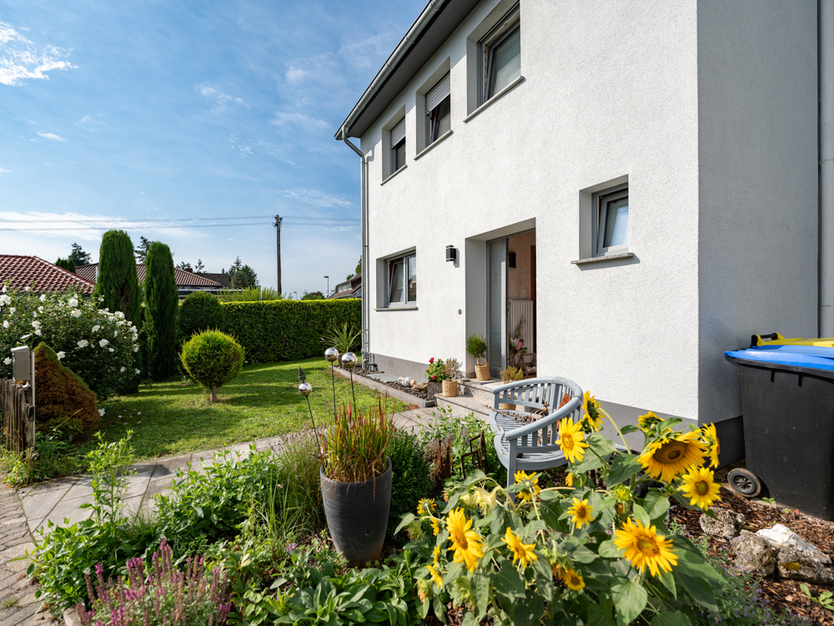 Einfamilienhaus mit traumhaftem Garten