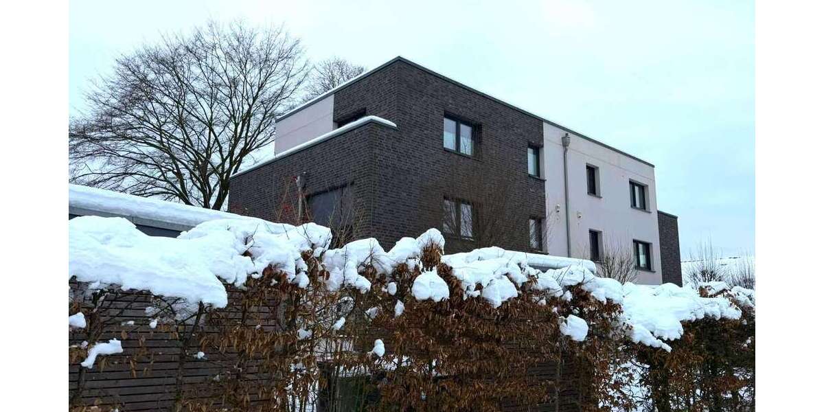 Haus zum Mieten in Hamburg Volksdorf 3.750 € 198 m² 7 zimmer