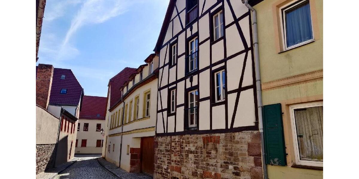 Etagenwohnung Eisleben (Lutherstadt) - 4 Zimmer, 66 m&sup2;, 390&euro; | Angebot:24866478