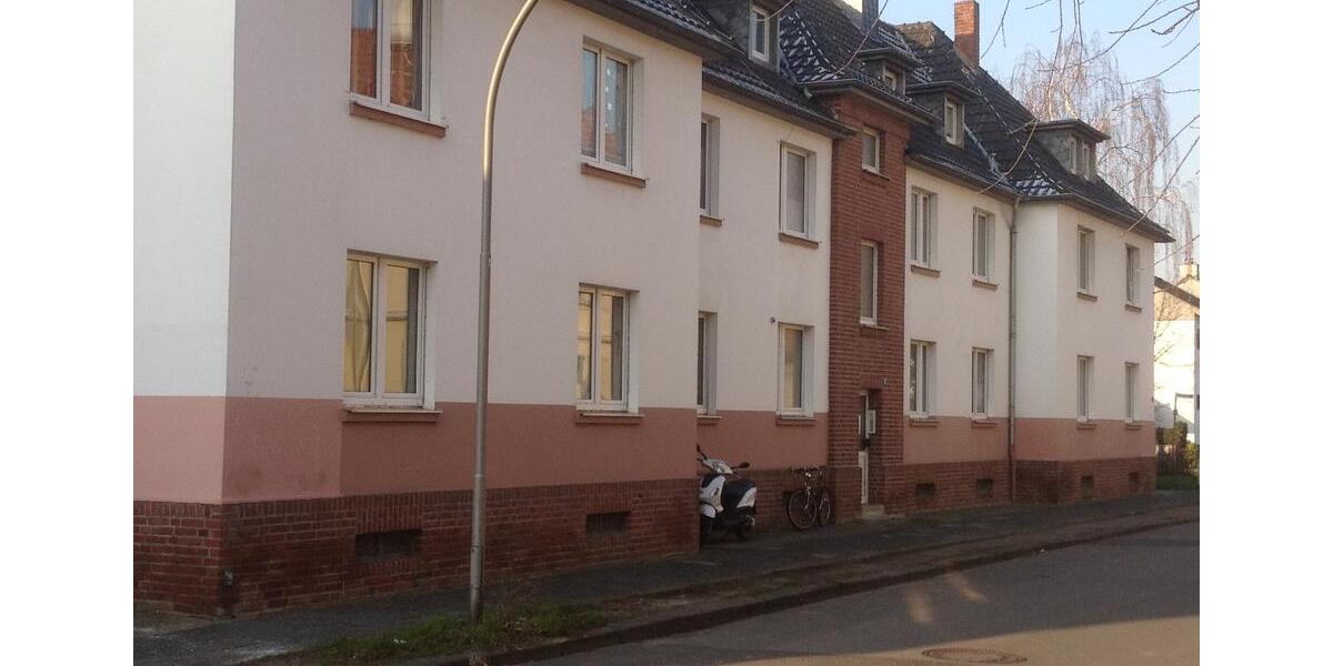 Wohnung, DG, rechts, Werkmeisterstraße 17 2 zimmer